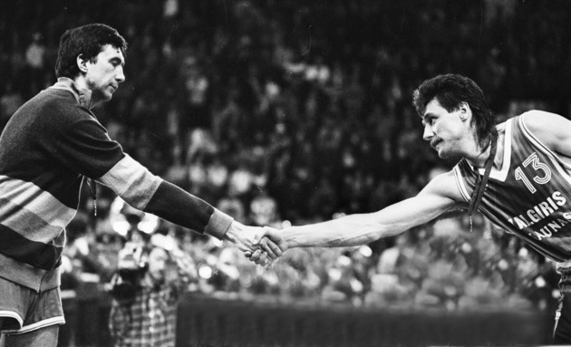 Na Rusy i jejich čachrování vyzráli, rovnou třikrát. Litva byla díky Žalgirisu opět hrdá