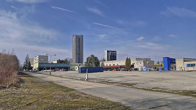 Krajina na úpatí Beskyd se změnila, metrák trhaviny poslal k zemi věž dolu Staříč