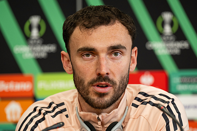 Baví mě to tady. Skotský sparťan Irving o pohárech, české lize i reprezentaci