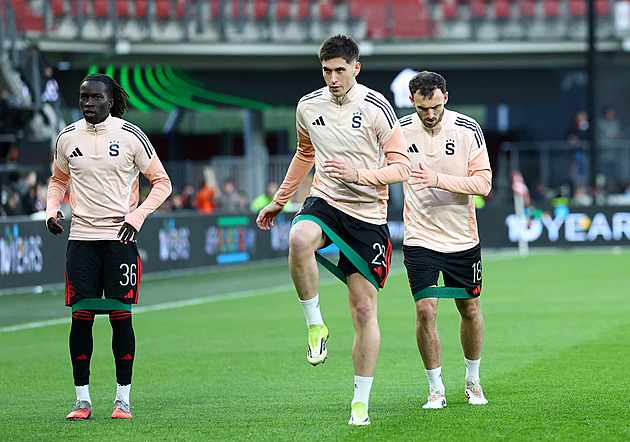 ONLINE: Alkmaar - Sparta 0:0, poprvé na jaře hraje Panák, v sestavě i Kuol a Irving