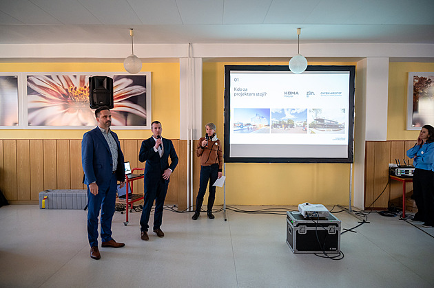 Společenské centrum na místě zbouraného Šmoulího města se otevře příští rok