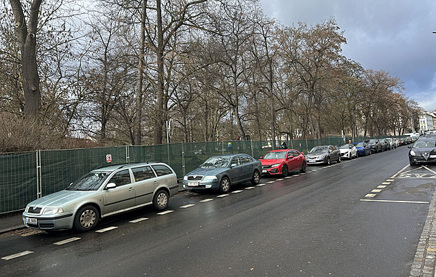 Ústí mění stoletý park v centru. Zmizí schovky pro bezdomovce, přibudou hřiště