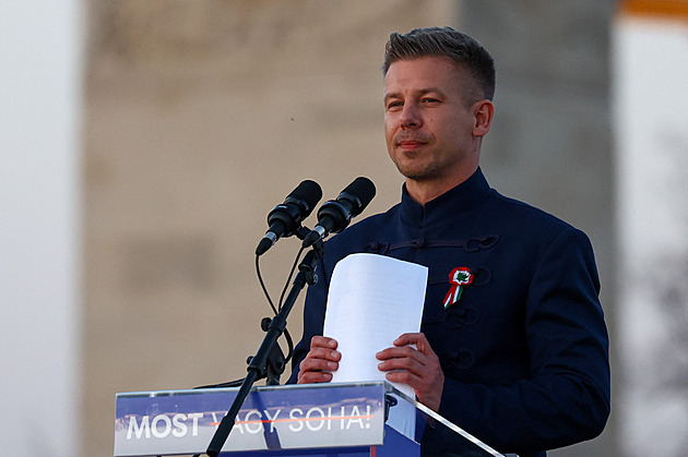 Moskva seděla na každém jednání EU. Maďarský šéfdiplomat jí podával zprávy