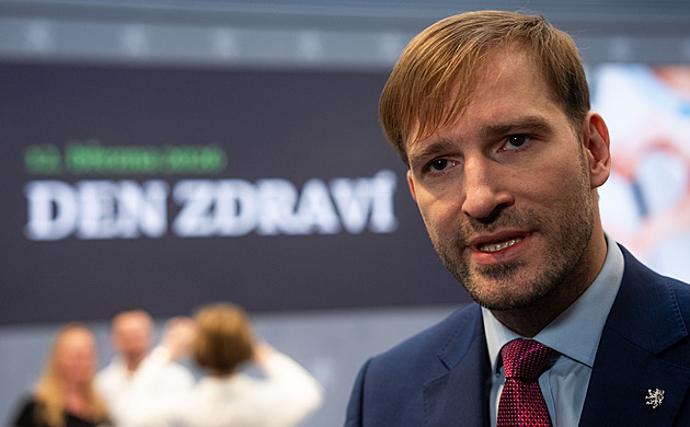 „Závažná zjištění.“ Ministerstvo podalo trestní oznámení kvůli kauze defibrilátorů