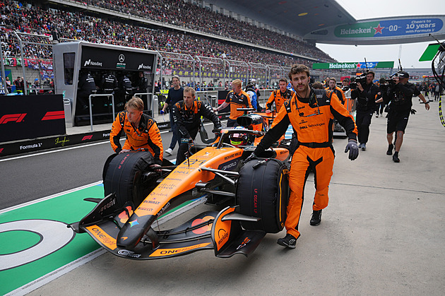 Kdo si to užívá, nerozumí F1. Verstappena vytáčí nová éra, McLaren vstřebává fiasko Kdo si to užívá, nerozumí F1. Verstappena vytáčí nová éra, McLaren vstřebává fiasko