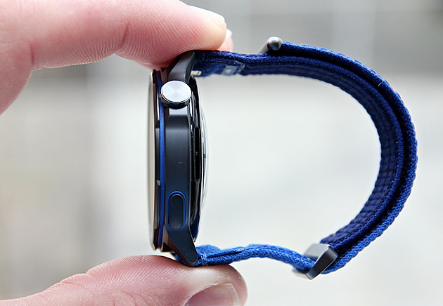 Tyto sportovní chytré hodinky pro běžce překvapí funkcemi i výdrží baterie