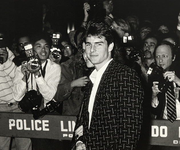 Vítr jí zcuchal vlasy, něžně se usmála. Dotěrný paparazzo však Jackie otrávil život