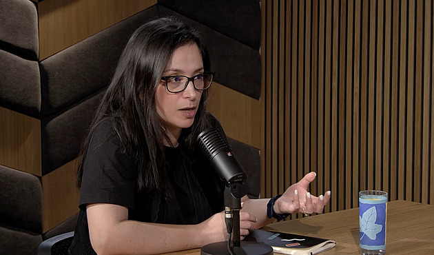 Uvidí ještě rodinu? A co je čeká? Fatima Rahimi o protestujících Íránkách