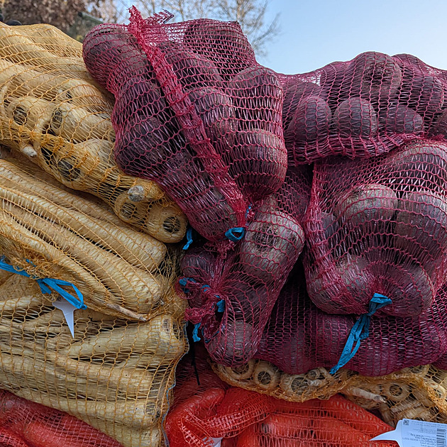 Udělali inventuru krmiva a zjistili, kdo je jaký žrout. Od papoušků po hrocha