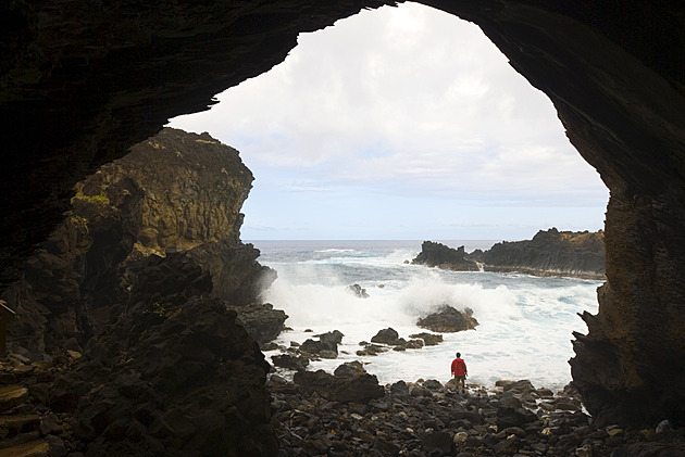 Pupek světa je obklopený oceánem. Tajemný ostrov po letech zpřístupnili