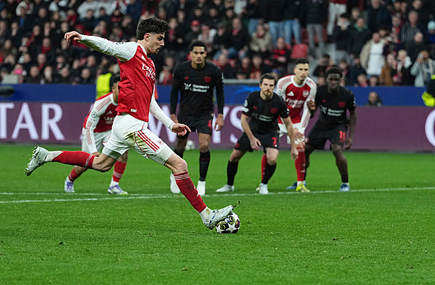 Jen 10 minut ve vedení, 16 inkasovaných gólů a Anglie v Lize mistrů trpí. Únavou?