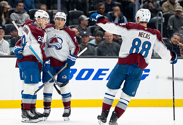 Pastrňák, Nečas i Hronek se zapsali gólem a asistencí. Dva z nich slavili výhru