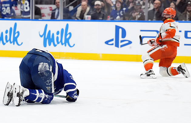 Po faulu od Gudase musel na operaci. Matthews se bude léčit dvanáct týdnů
