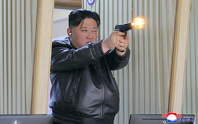 Pokud Kima zabijí, udeříme atomovkami. KLDR kvůli útoku na Írán mění ústavu