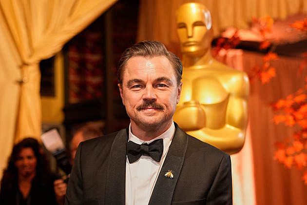 Leonardo DiCaprio se konečně ukázal v Praze. Zašel do Stavovského divadla