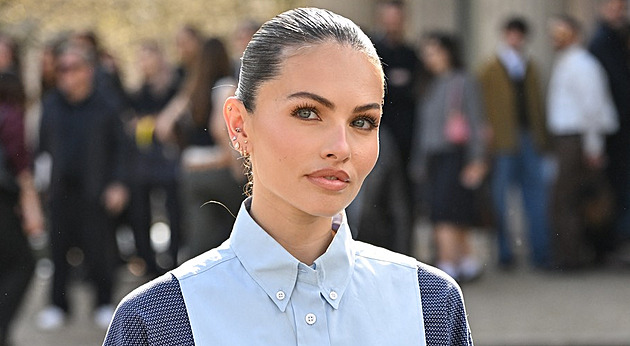 Nejkrásnější holčička světa se zasnoubila. Pochlubila se prstenem i DJem