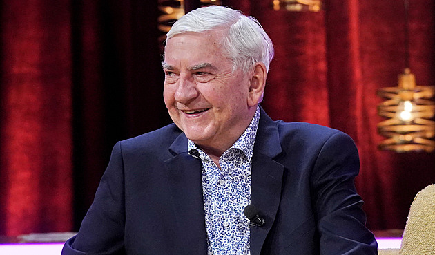 U Adely: Donutil promluvil o alkoholu, Ztracený a Arichteva o problémech v rodině