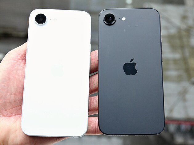 iPhone 16e a iPhone 17e