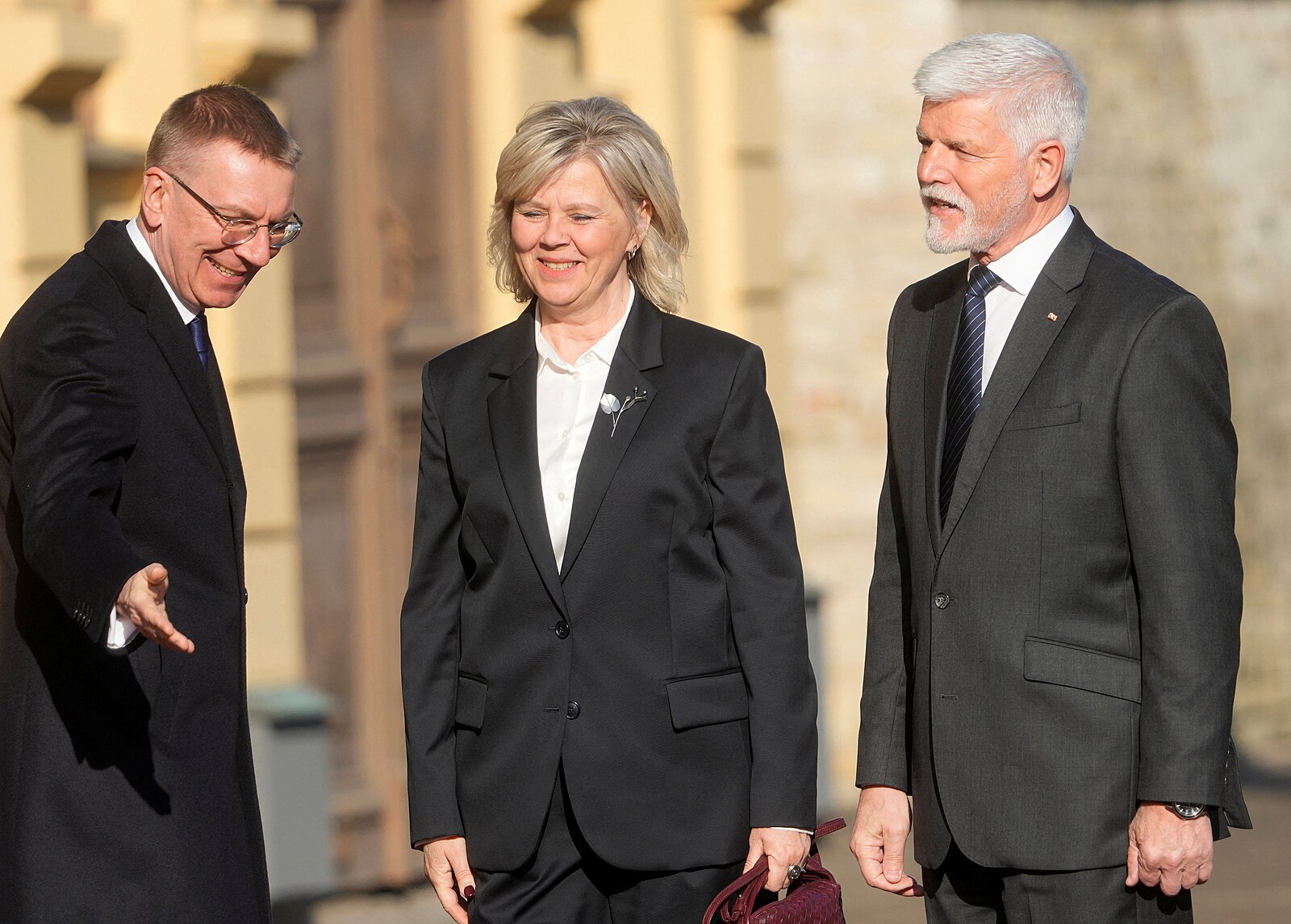 Volby i bez první dámy? Odletěla na Kanárské ostrovy, Pavla se zastala