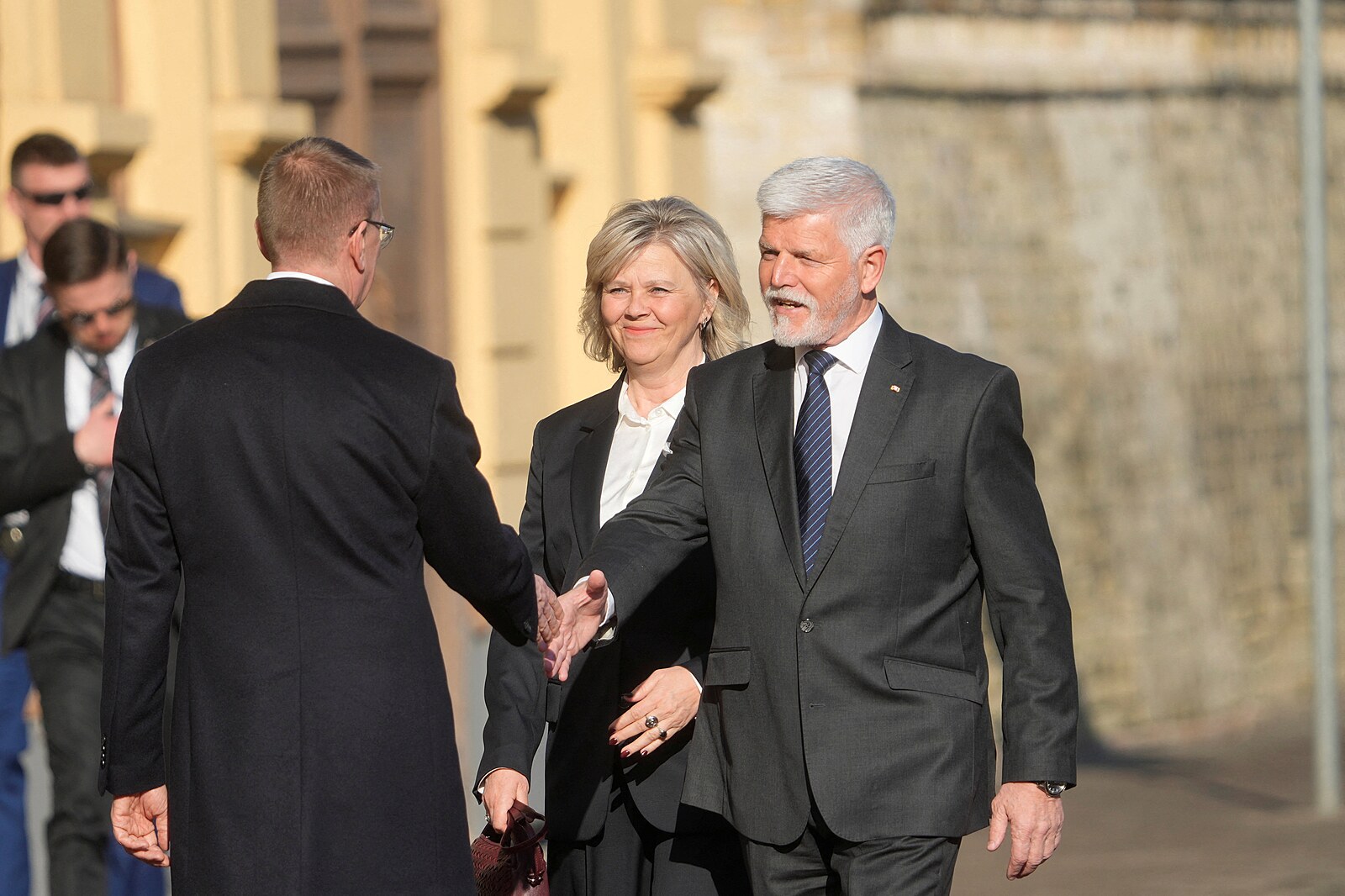 Pavel je na návštěvě Lotyšska. Jednat bude i o bezpečnostních hrozbách pro Evropu