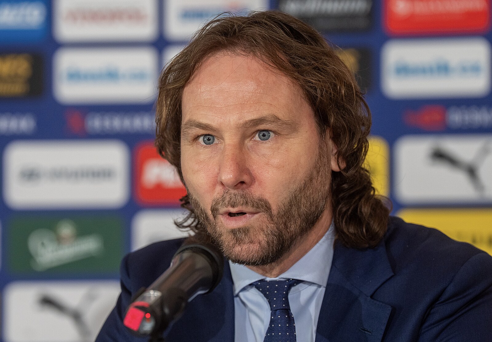 Nedvěd odchází z FC Hradec Králové, většinovým majitelem je miliardář Tomek