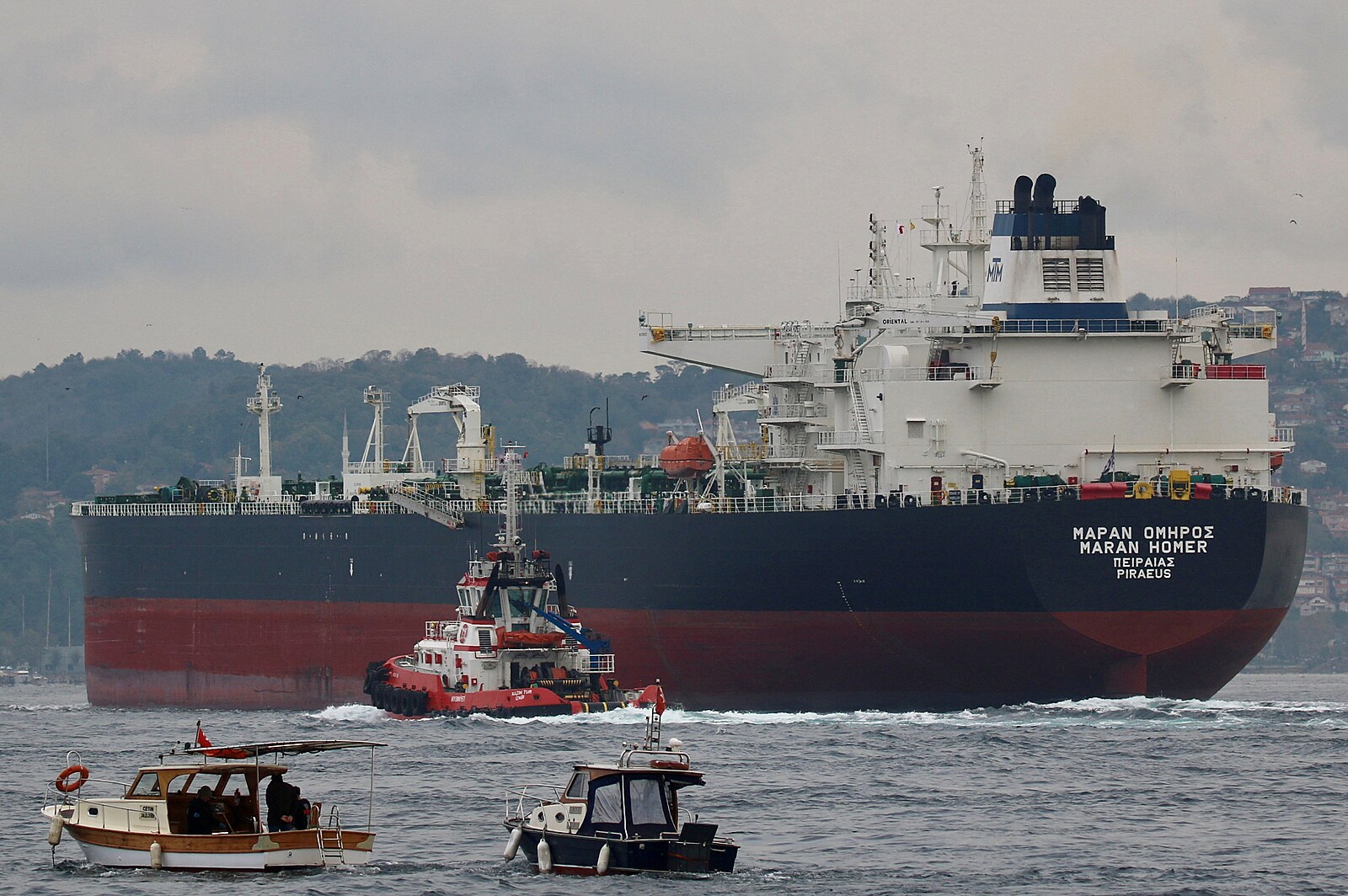 U Ruska dron poškodil tanker, který měl načerpat ropu pro americký Chevron