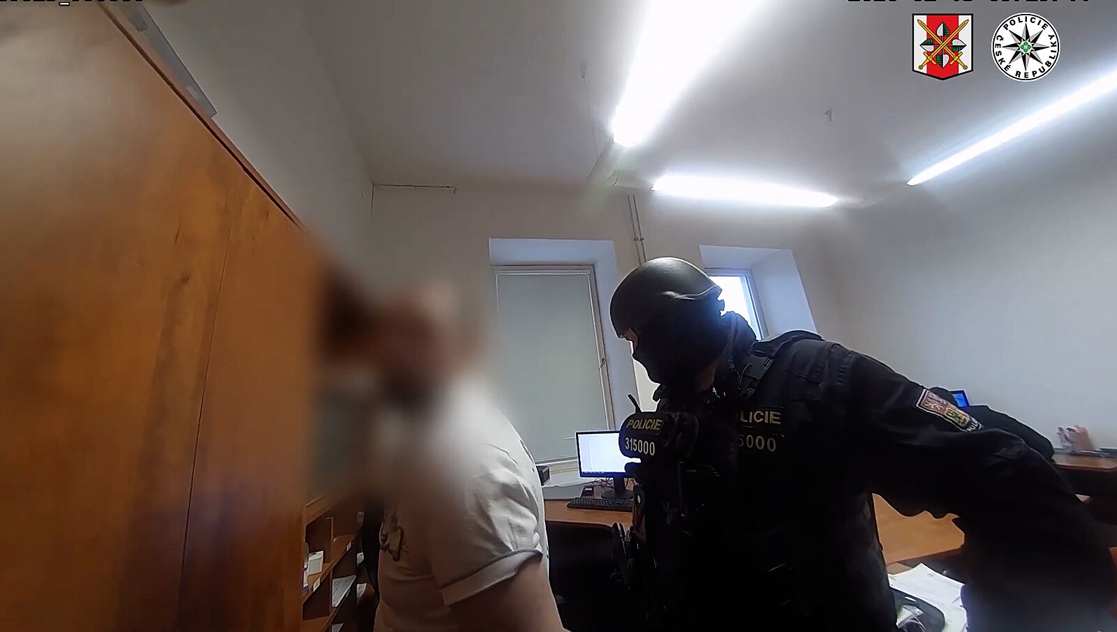 Nepustil bych je k zásuvce. Kriminalista líčí obří kauzu techniků bez zkoušek