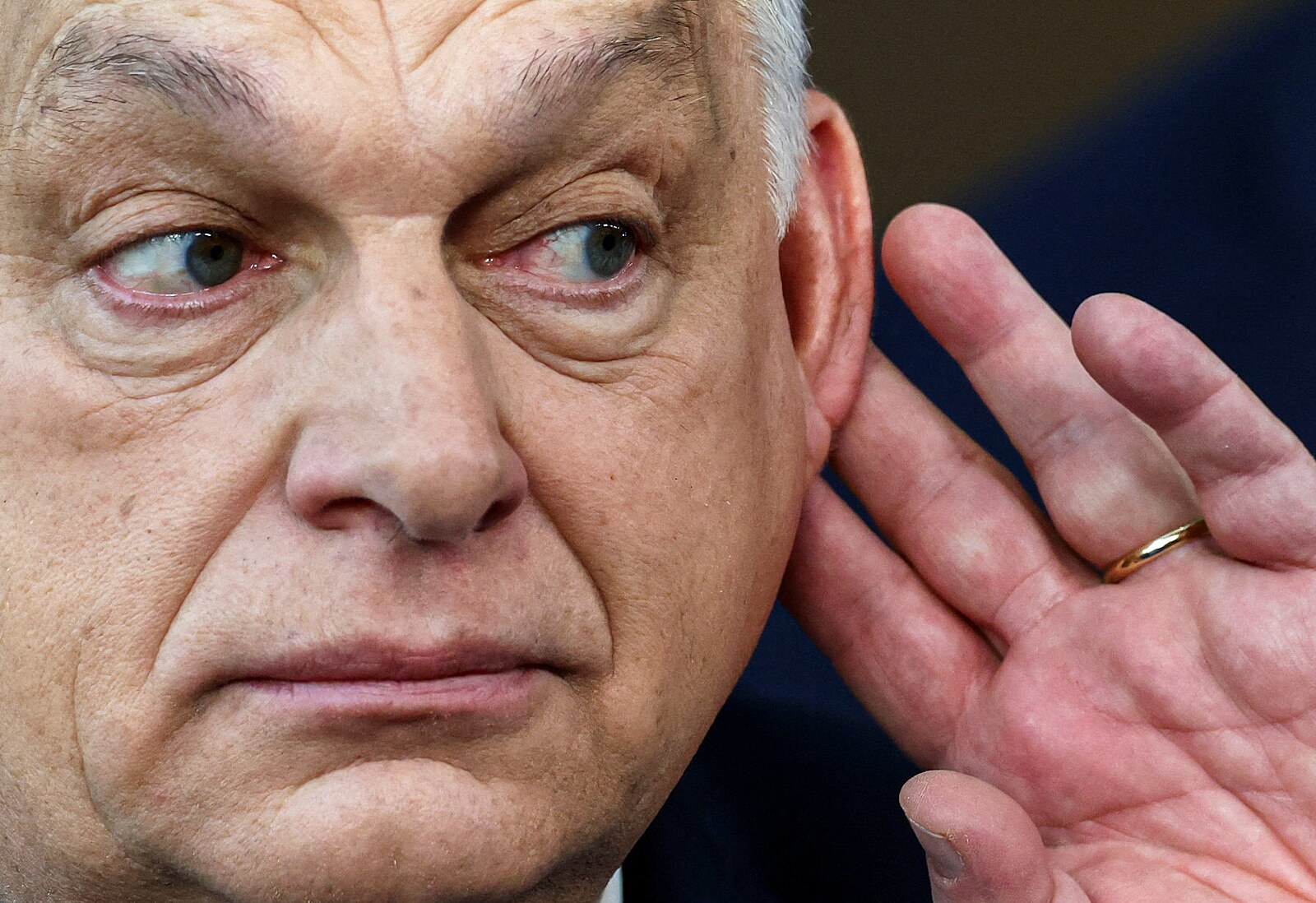 EU větřila úniky do Kremlu delší dobu, při schůzkách Maďary odřízla od informací