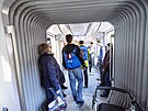 Preventisté minimáln� zpo�átku jezdí ve spojích spole�n� s revizory. Zatímco ty...