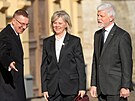Loty�ský prezident Edgars Rinkévi�s, �eský prezident Petr Pavel a první dáma...