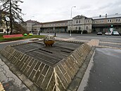 Prostor p�ed hlavním vlakovým nádra�ím v d��ínské �ásti Podmokly. (b�ezen 2026)