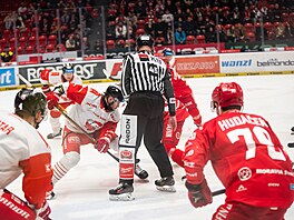 Olomouc - T�inec, vhazování ve t�etím utkání p�edkola.
