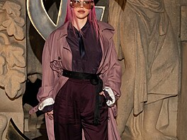Sladit r��ové vlasy s outfitem? Jde to a nemusíte ani vypadat jako bonbónek....