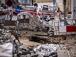 Místo úniku a za�ehnutí plynu z 10. b�ezna v Dobrovského ulici v Praze poblí�...