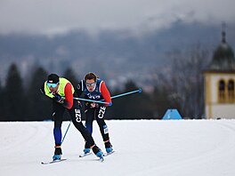 Simona Bubení�ková se svým vodi�em Davidem �r�tkem na trati b�eckého závodu na...