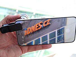 P�ídavné teleobjektivy pro smartphone
