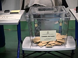 Ve Francii za�alo první kolo komunálních voleb. (15. b�ezna 2026)