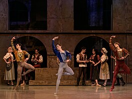 Moravské divadlo Olomouc nabídne po 13 letech op�t slavný balet Romeo a Julie.