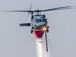 Na bocho�ském leti�ti u P�erova probíhá výcvik pilot� pro ha�ení po�ár� za...