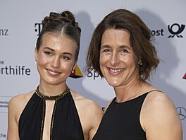 Uschi Dislová s dcerou Hannah