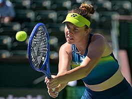 �eská tenistka Linda Nosková ve �tvrtfinálovém utkání v Indian Wells.