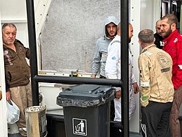 Íránské lod� nalo�ené výbu�ninami zasáhly v iráckých vodách dva tankery s...