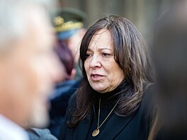 Poh�eb zakladatelky hnutí Na vlastních nohou � Stono�ka B�ly Gran Jensen v...