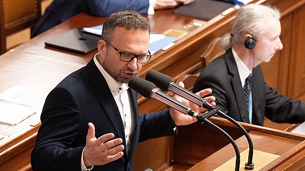 Sn�movna projedn�v� n�vrh z�kona o st�tn�m rozpo�tu �esk� republiky na rok 2026. Na sn�mku Marian Jure�ka (KDU-�SL). (11. b�ezna 2026)