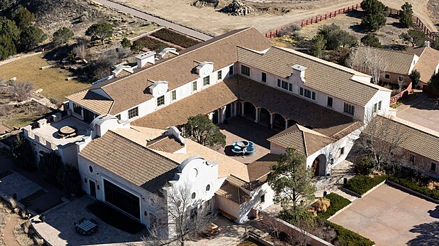 V Nov�m Mexiku za�ali prohled�vat n�kdej�� ran� Jeffreyho Epsteina. (8. b�ezna 2026)