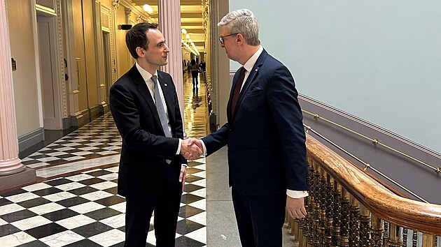 Ve Washingtonu se Havl��ek se�el i s �editelem americk� kancel��e pro v�du a technologie Michaelem Kratsiosem (10. b�ezna 2026)