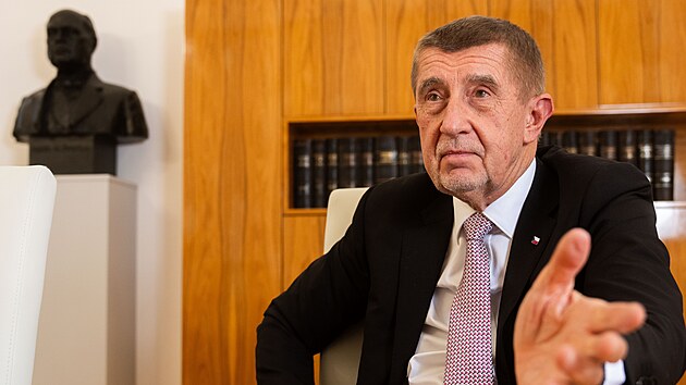 Premi�r Andrej Babi�
