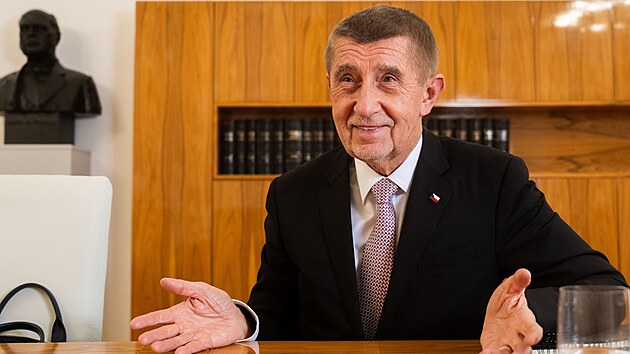 Premi�r Andrej Babi�