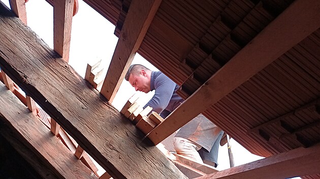 Augustini�nsk� kl�ter v Roudnici nad Labem, kter� byl p�ed t�emi lety prohl�en za n�rodn� kulturn� pam�tku, proch�z� velkou rekonstrukc� za v�ce ne� 80 milion� korun. (b�ezen 2026)