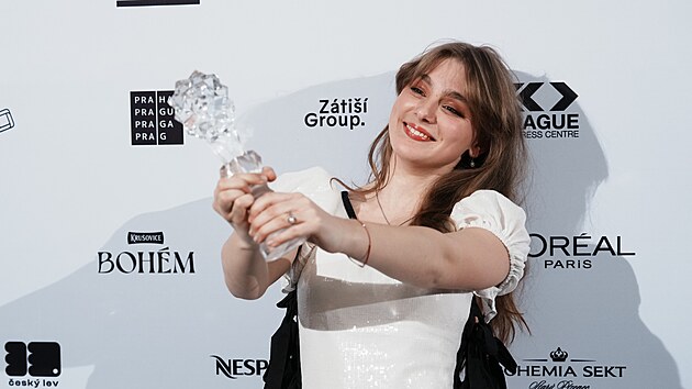 Cenu pro Nejlep�� here�ku v hlavn� roli z�skala Kate�ina Falbrov� za film Sbormistr. (14. b�ezna 2026)